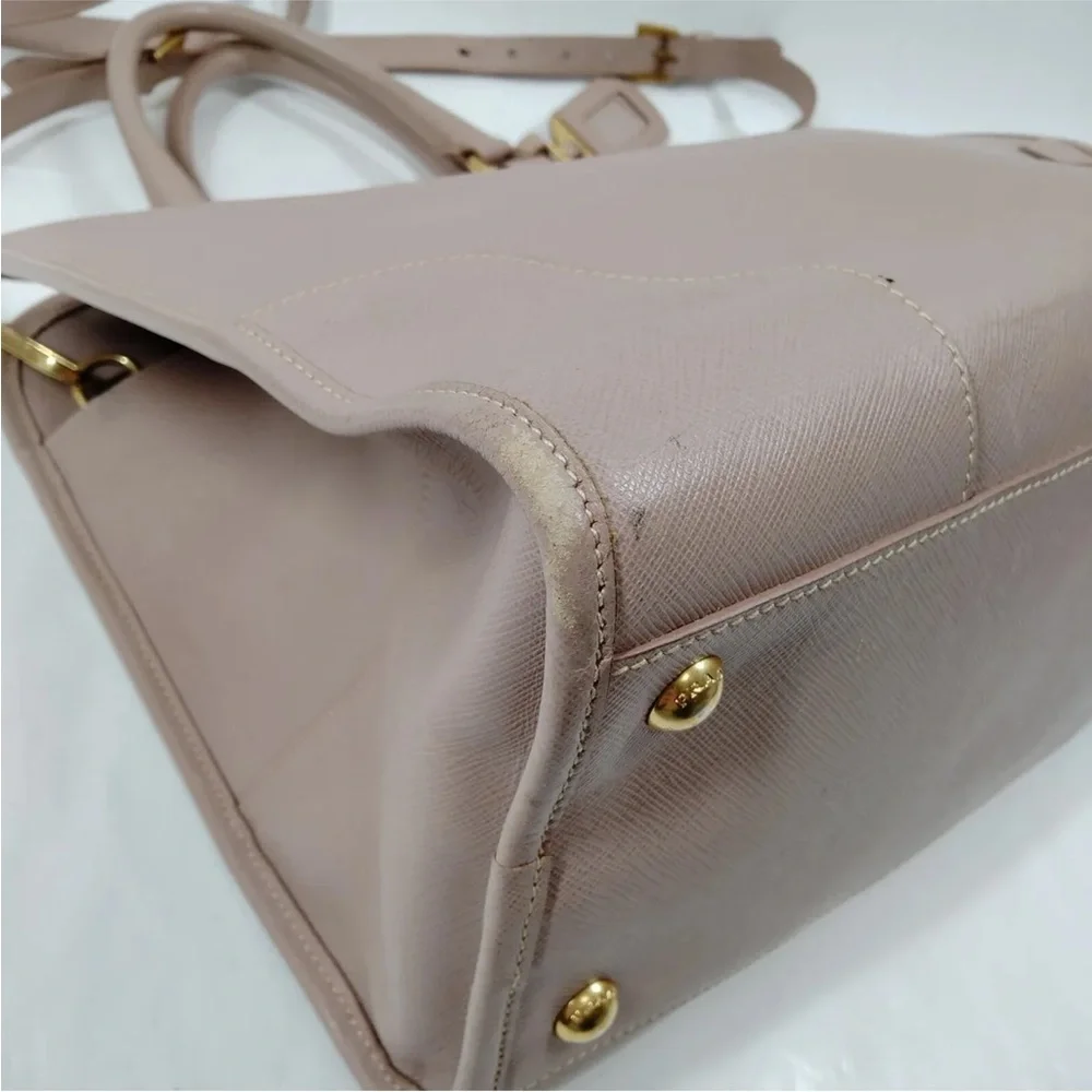 EUC PRADA CAMMEO SAFFIANO LEATHER TOTE BAG